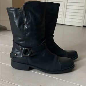 Black Leather Women's Boots